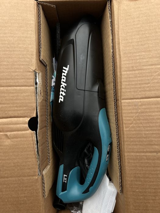 Шуруповерт, гайковерт, колонка,перфоратор, акумуляторнийписолос Makita