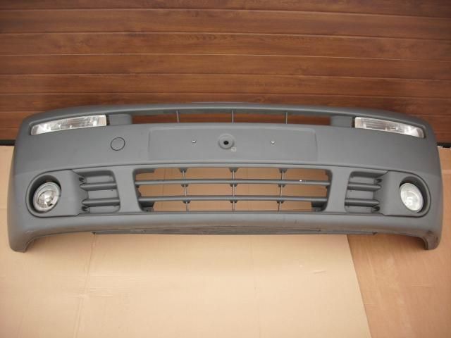 Бампер Передний на Opel Vivaro Renault Trafic Nissan Primastar 01-14