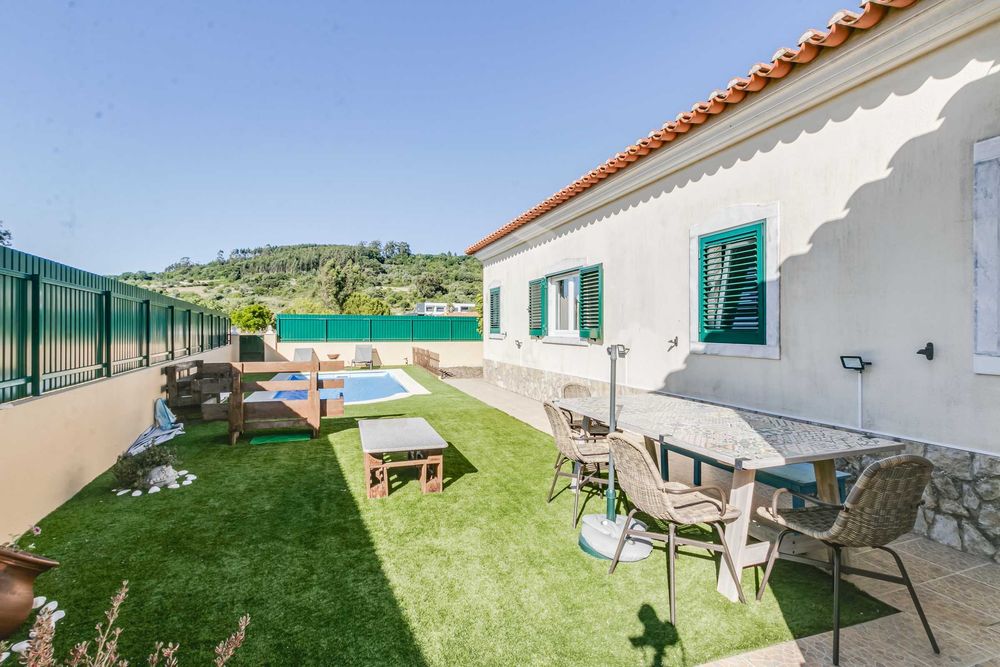 Mesa de Jardim c/ 4 cadeiras