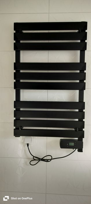 Grzejnik elektryczny na ścianę