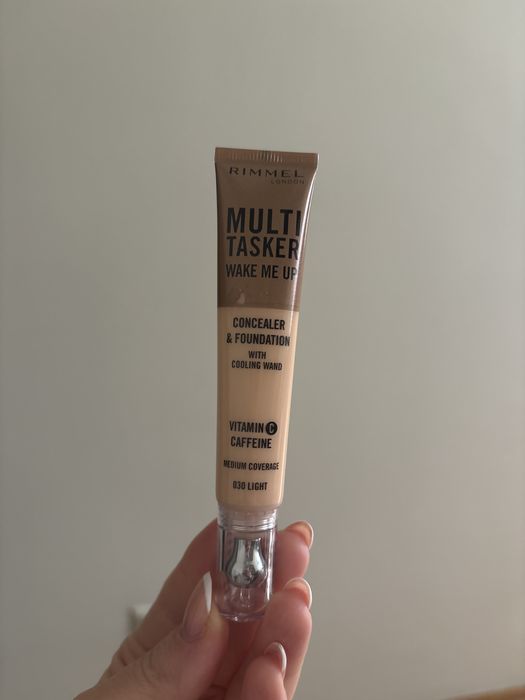 Rimmel Multi tasker wake me up 030 Ligt