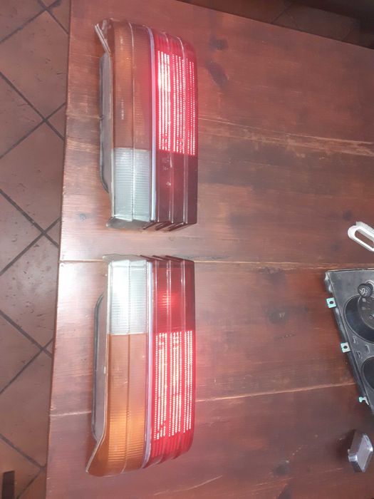 Renault 25 farolins traseiros novos