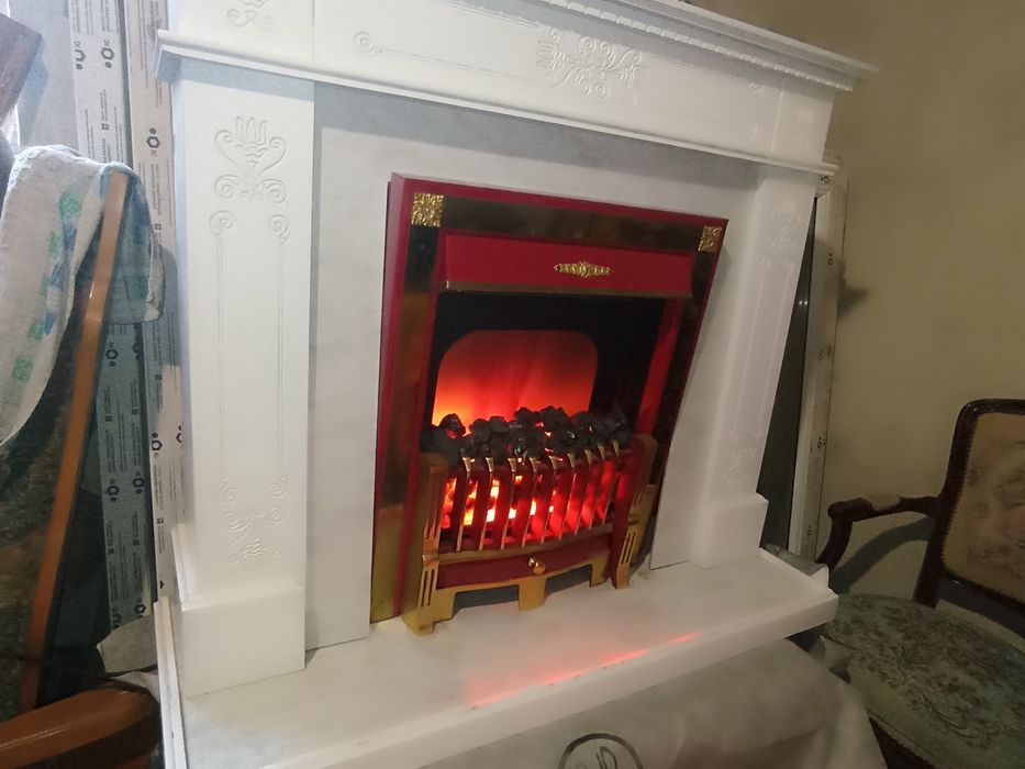 Декоративний камін