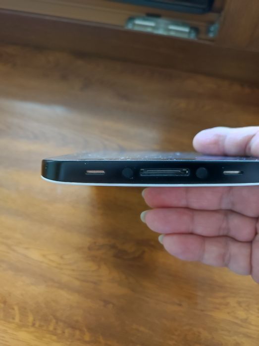 Планшет ,samsung Galaxy Tab wi fi модель GT-P1010.