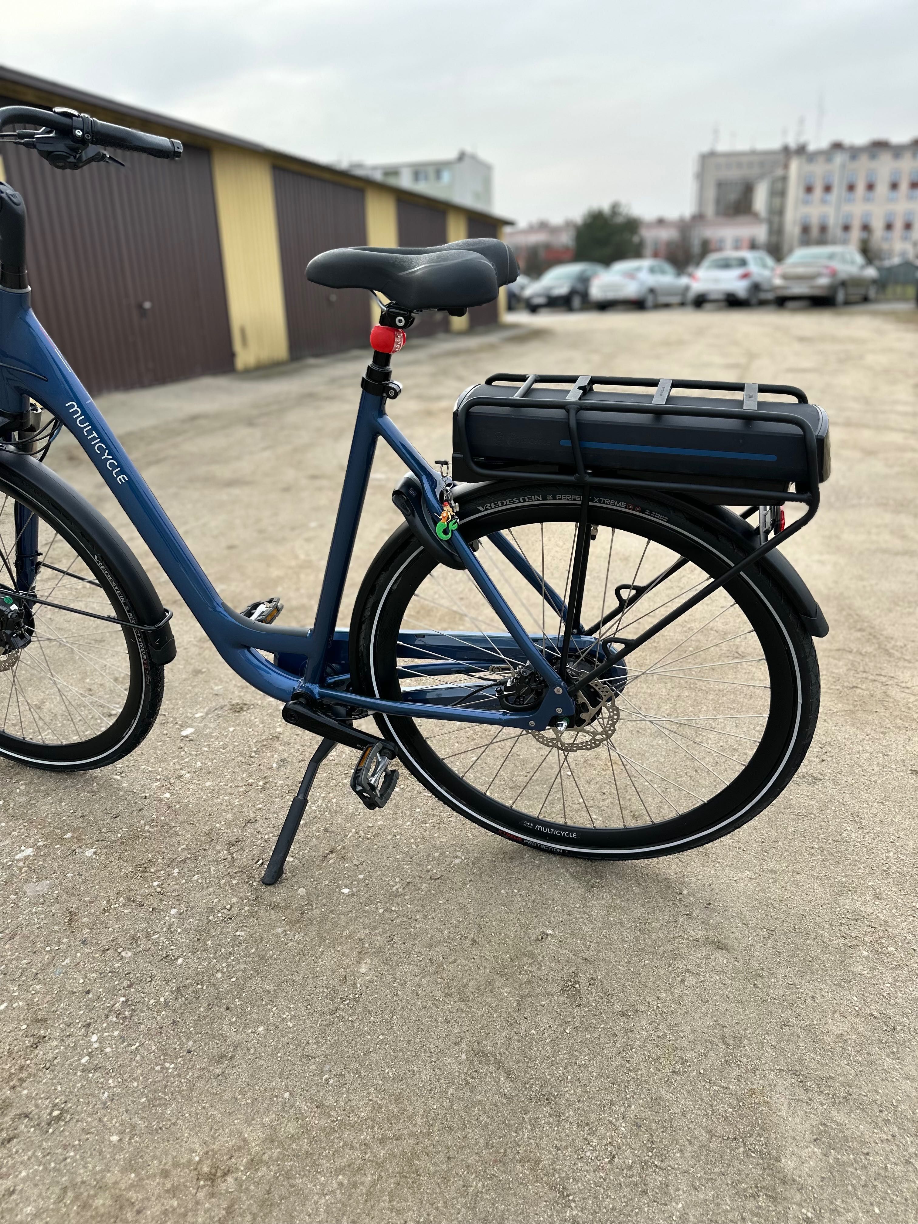 Jak nowy rower elektryczny Multicycle 28’’