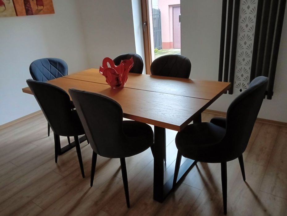 Stół do jadalni rozkładany