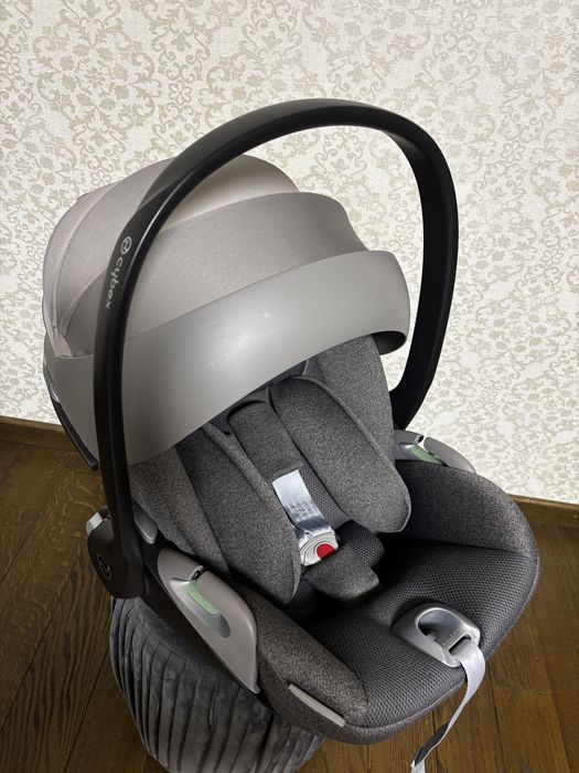 Автокрісло Cybex Cloud T plus i-Size Mirage Grey сірий колір