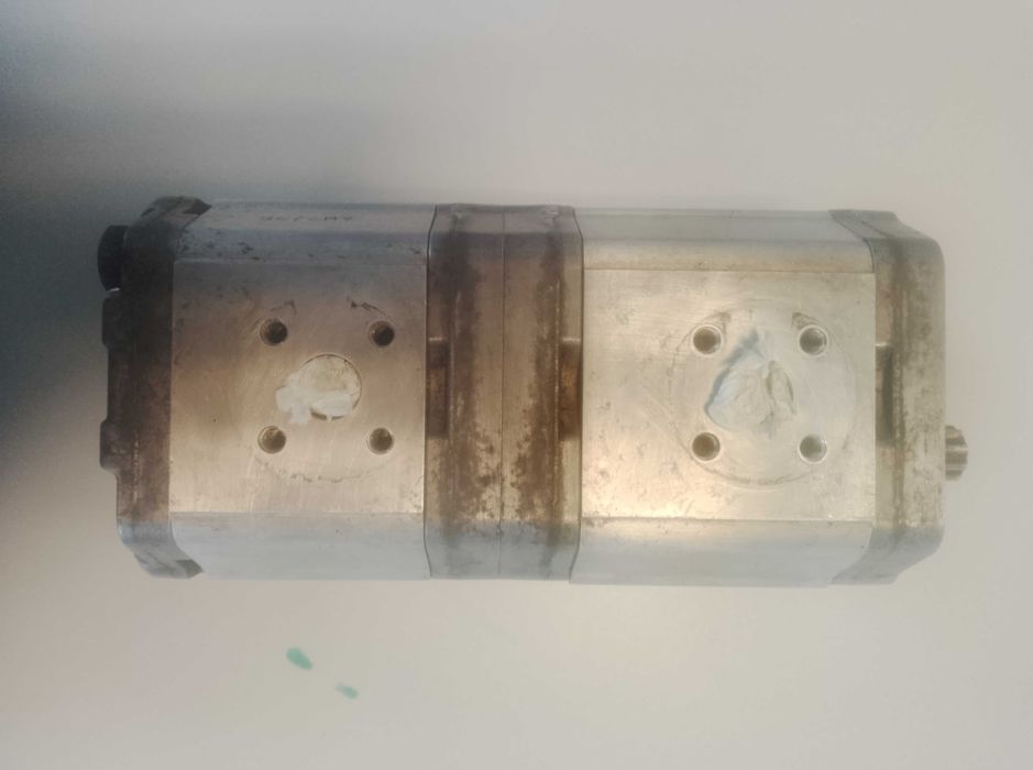 Vendo bomba hidráulica