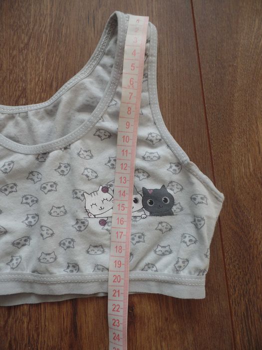 Stanik biustonosz sportowy top w koty kotki R. 134-140