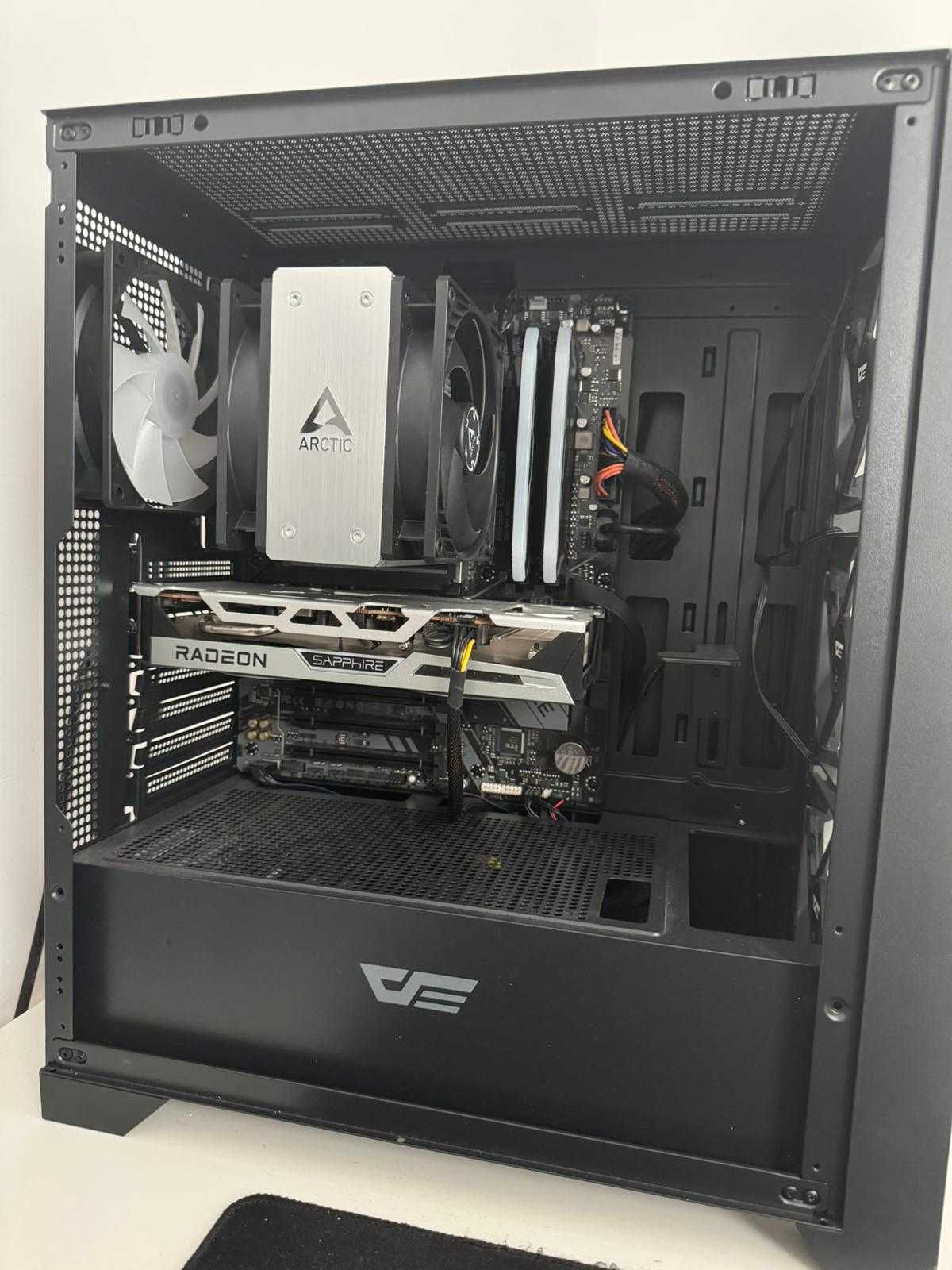 Komputer gamingowy PC–Ryzen 5 8400F/RX 6600 XT 8GB/DDR5 32GB/SSD 2,5TB