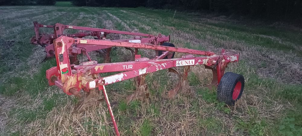 Pług Unia Tur 3 4 4+1 kverneland Akpil bomet