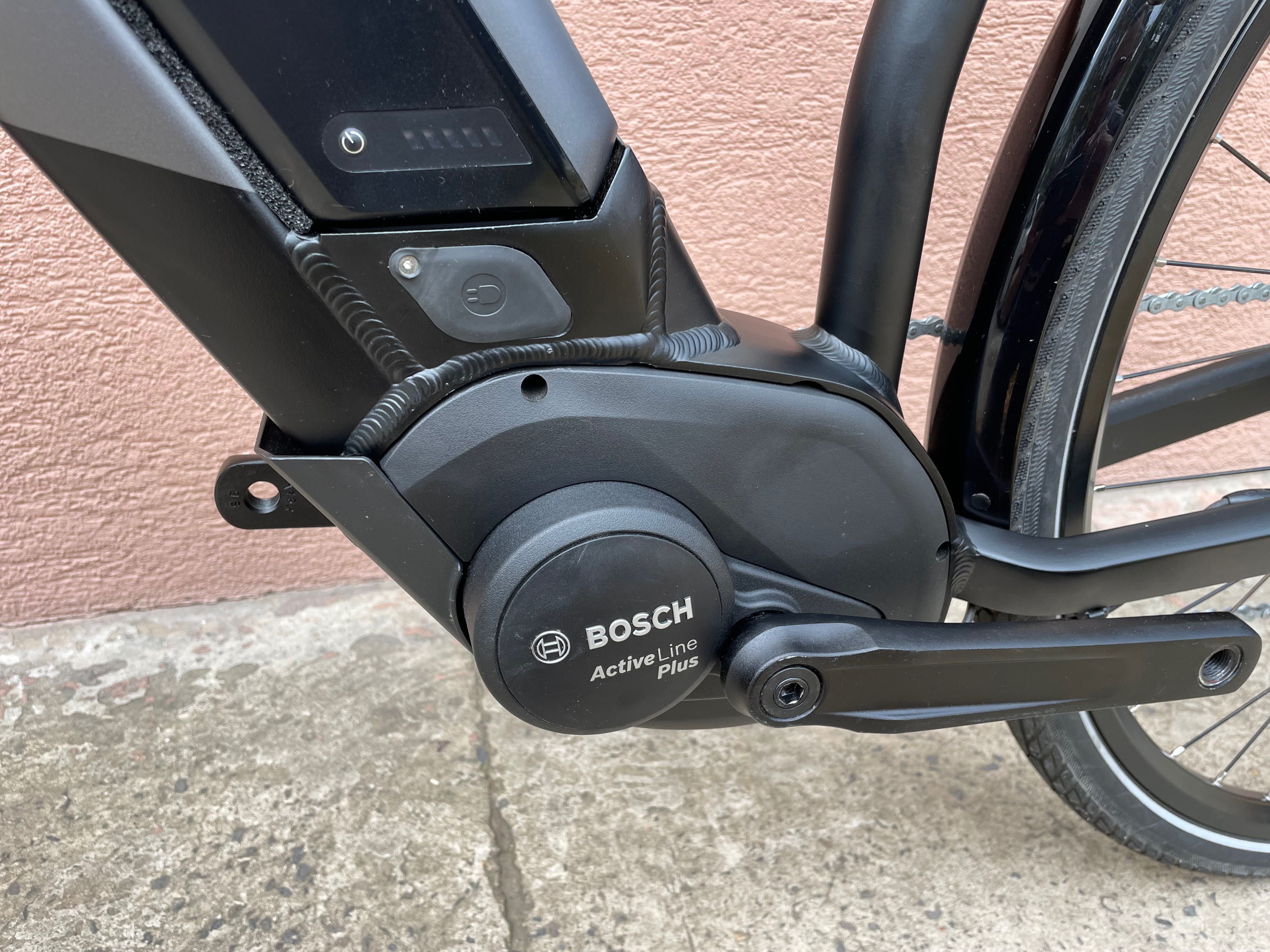 Rower elektryczny Haibike Sduro Trekking, powystawowy, Bosch
