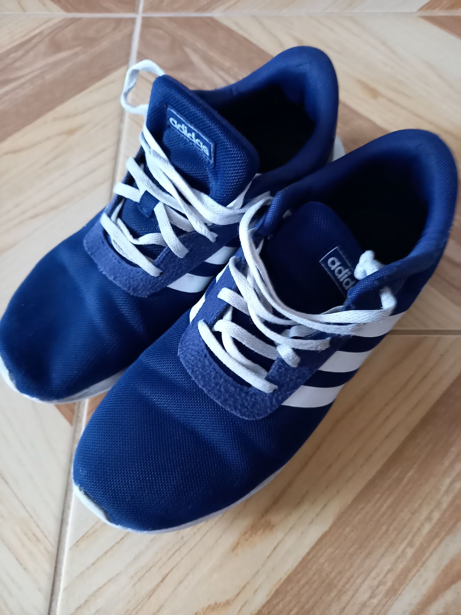 Buty Adidas rozmiar 40