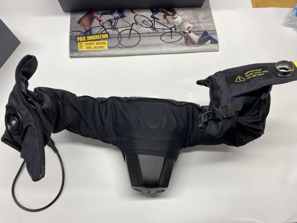 Hovding poduszka powietrzna dla rowerzystów niewidzialny kask
