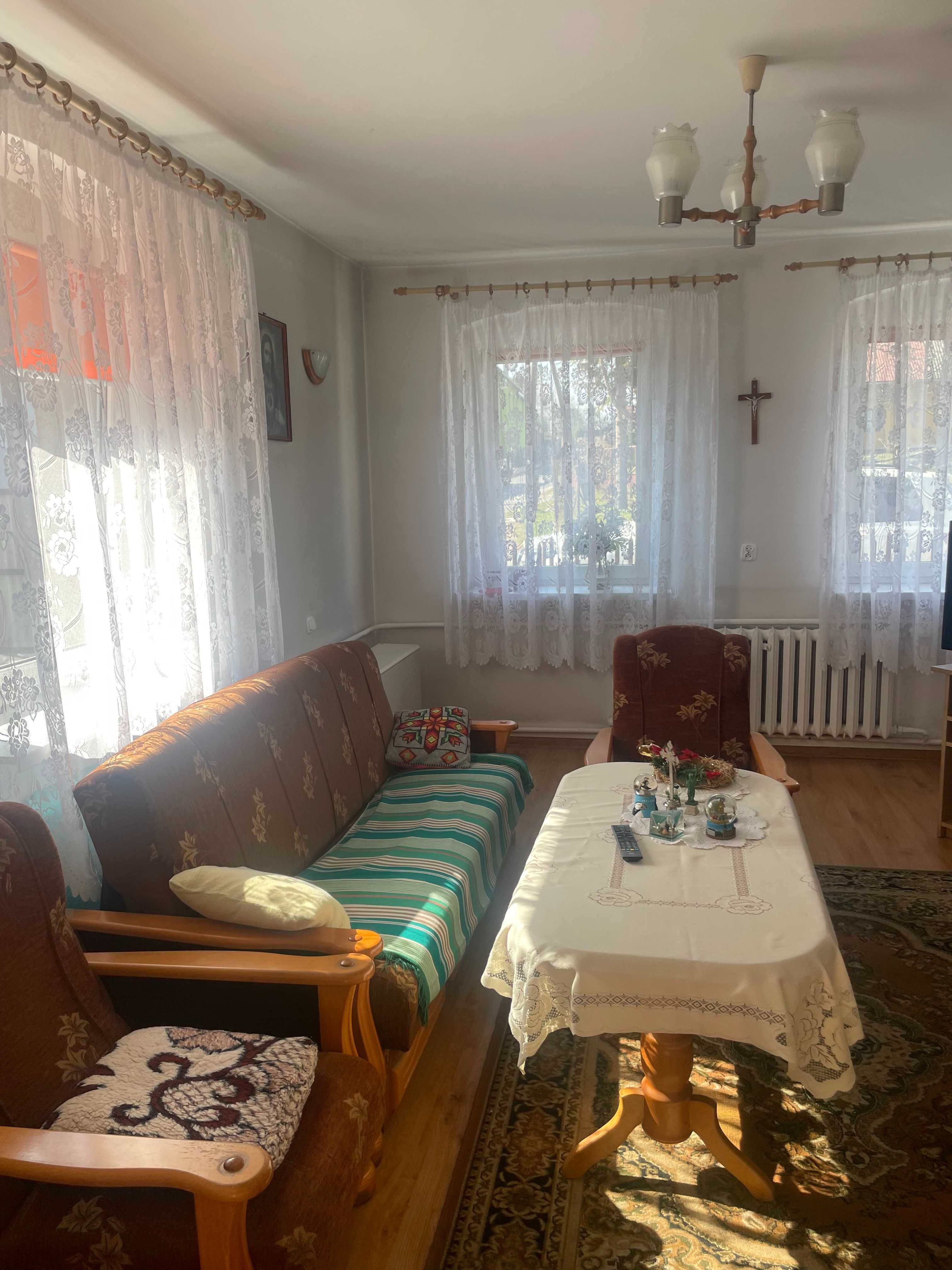 Sprzedam dom w Bogdanowicach 3 km od Głubczyc.