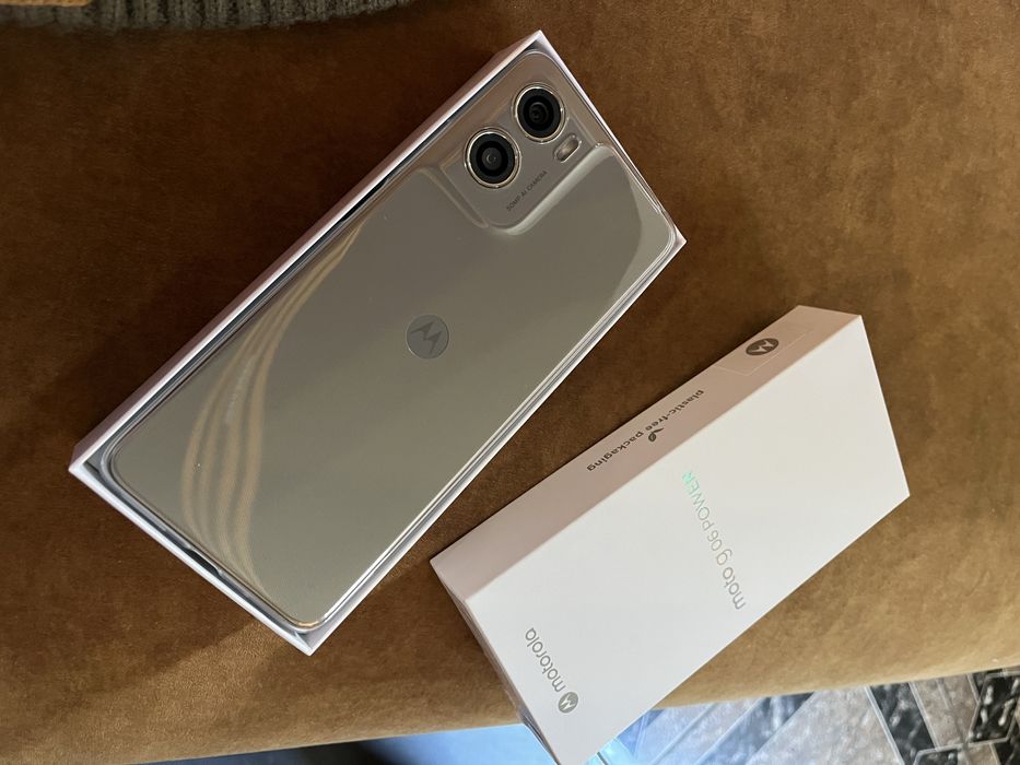 Продаю телефон moto g06 power