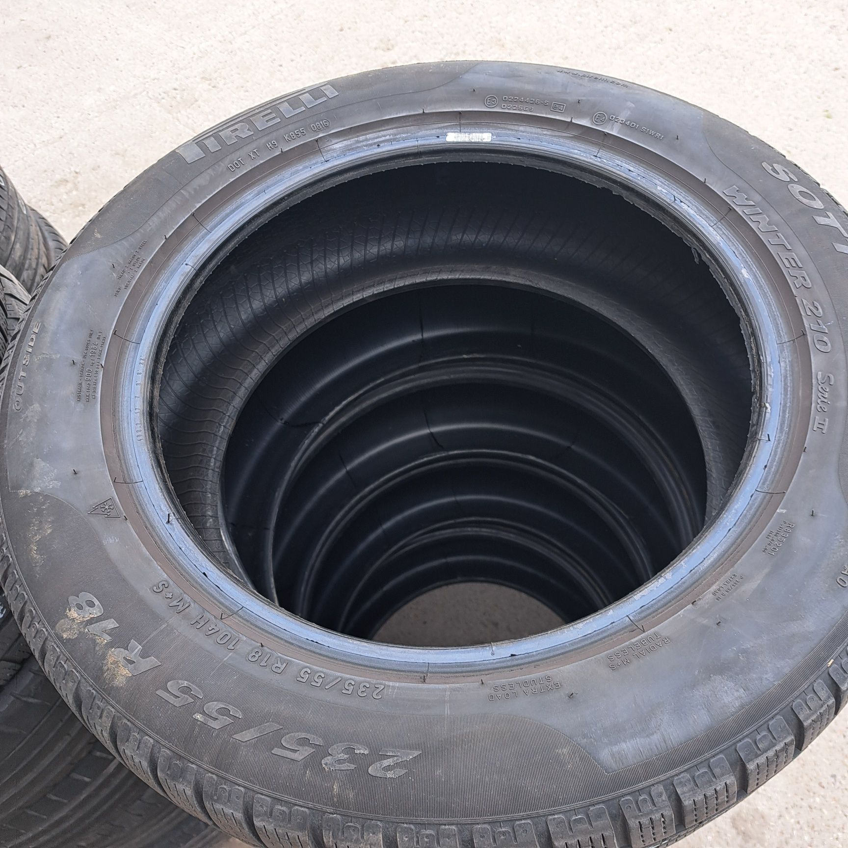 Opony235/55R18 PIRELLI Sottozero