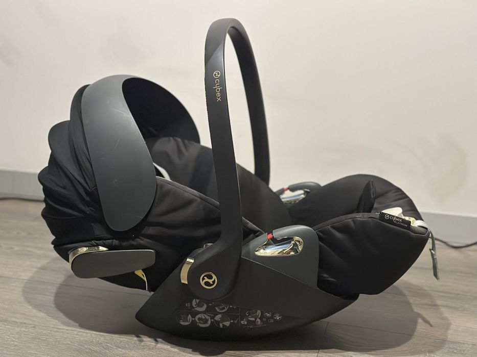 Автокресло Cybex Cloud T i-Size by Jeremy Scott Wings