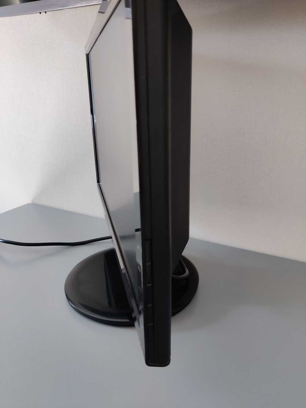 Монітор монитор ASUS 20"