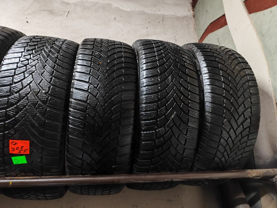 205/55 r 17 комплект зимових шин Bridgestone.