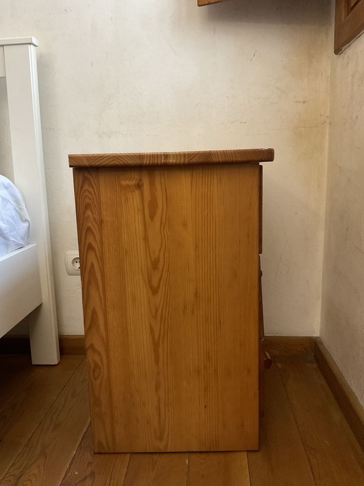 Mesa de Cabeceira