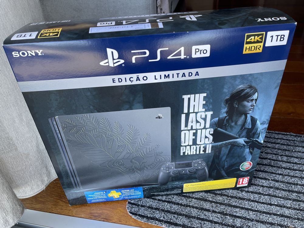 Consola PS4 Last of Us, Part II - Limited Edition