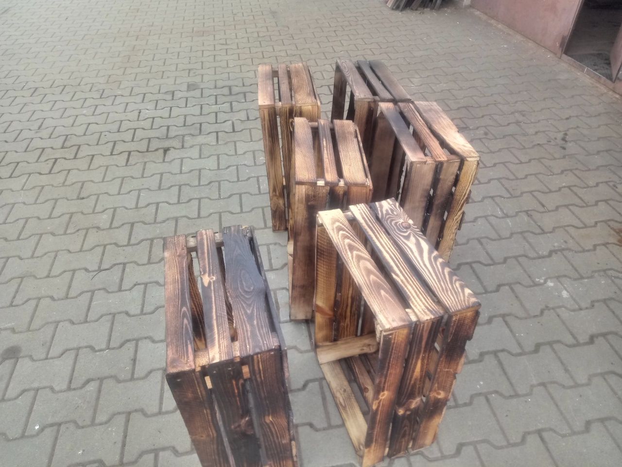 Skrzynki drwniane  nowe opalane 60x40x23