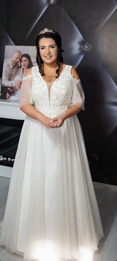 Suknia Ślubna  z Salonu Sukien Ślubnych Plus Size IdeoDesign