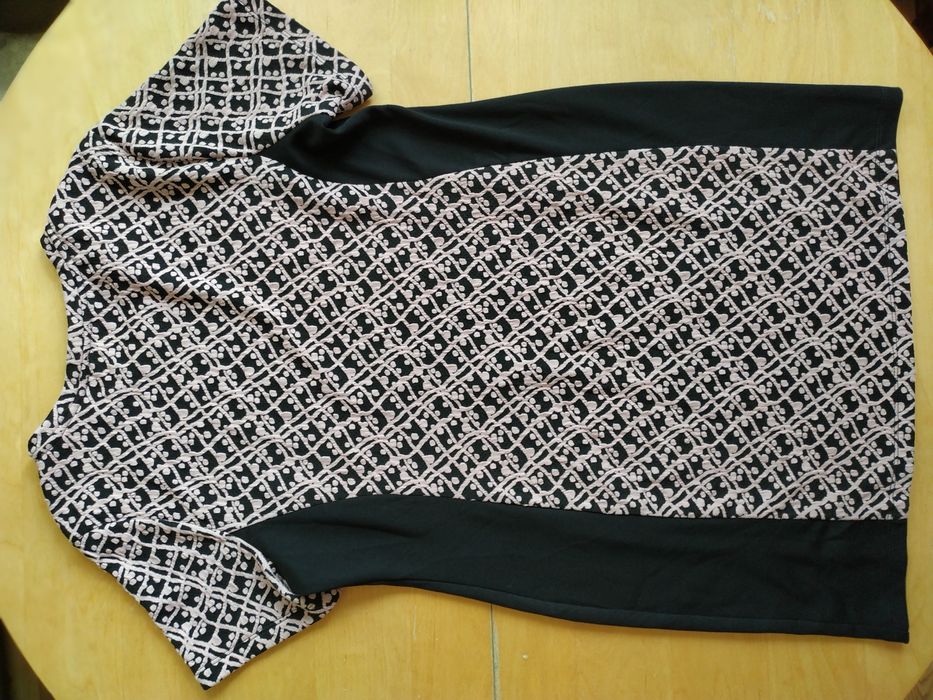 Elegancka wygodna sukienka uciągliwa roz 18. Doroty Perkins. Sliczna.