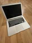 Apple MacBook Air 13 model A1466 (2014)