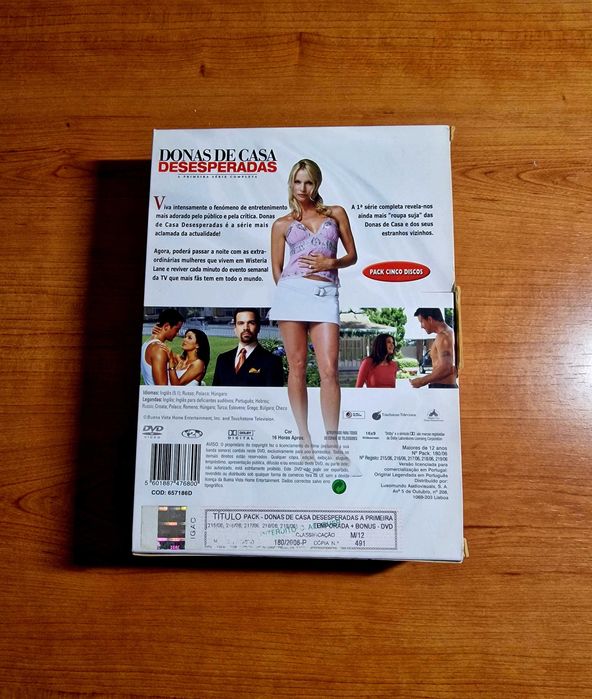 DONAS DE CASA DESESPERADAS - Temporada 1 | 23 Episódios em 5dvds