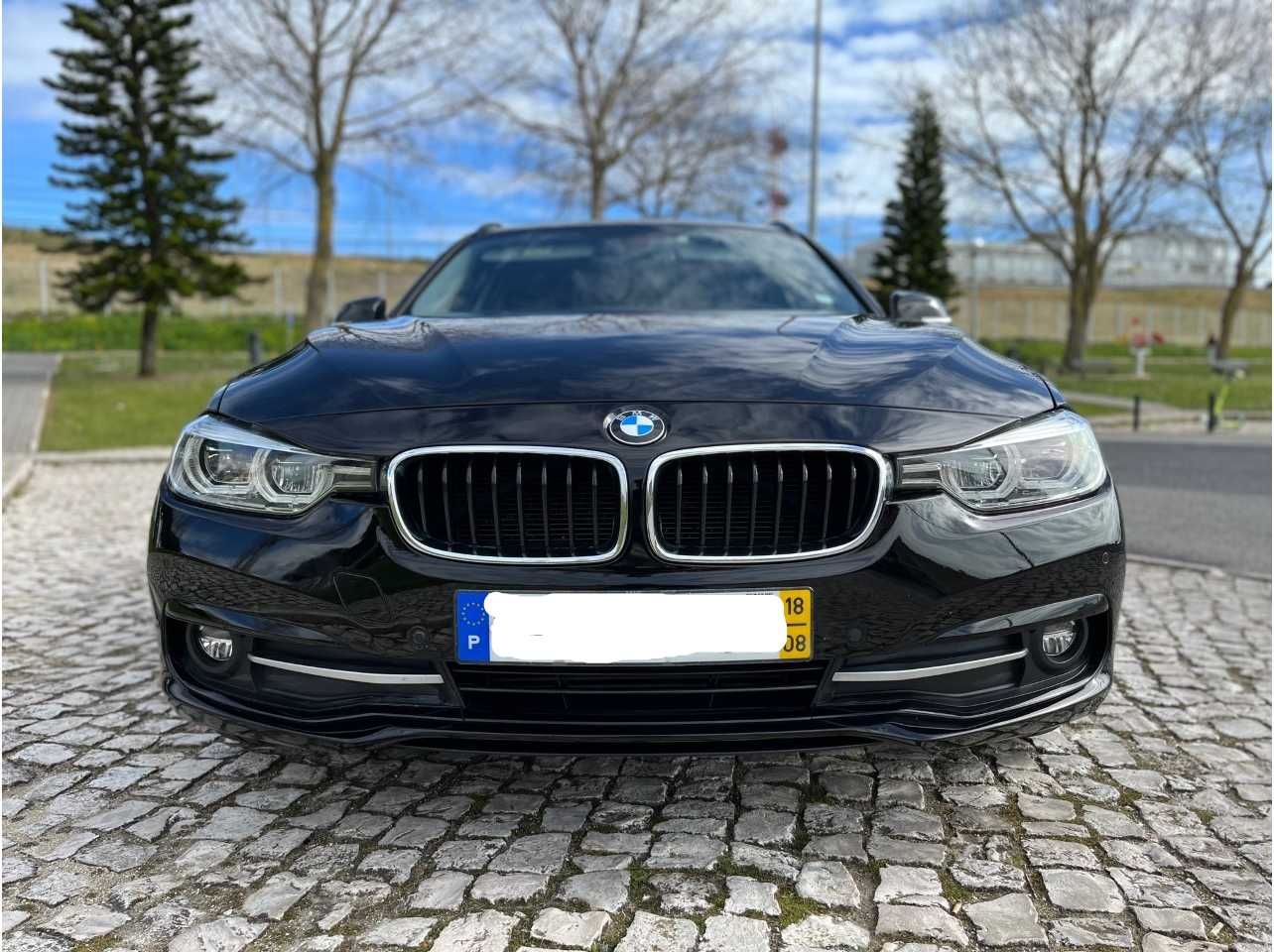 BMW 318D Touring Live Sport 150CV