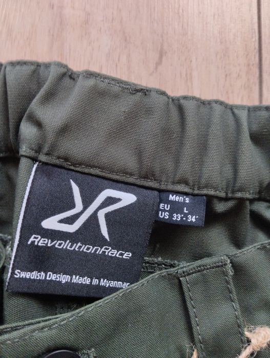 Revolution Race rozmiar L Nowe