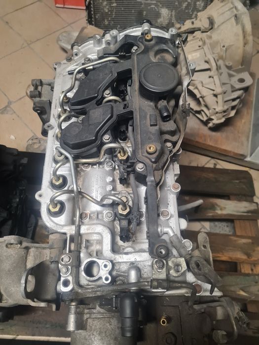 Silnik Vivaro 2.0dci M9R L 782