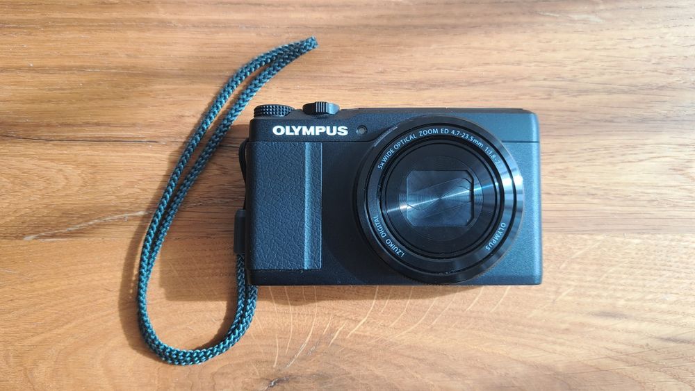 Aparat Olympus stylus XZ-10