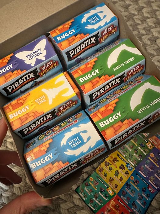 Piratix wild kingdom buggy 1 szt pojazd + figurka unikatowe zestawy