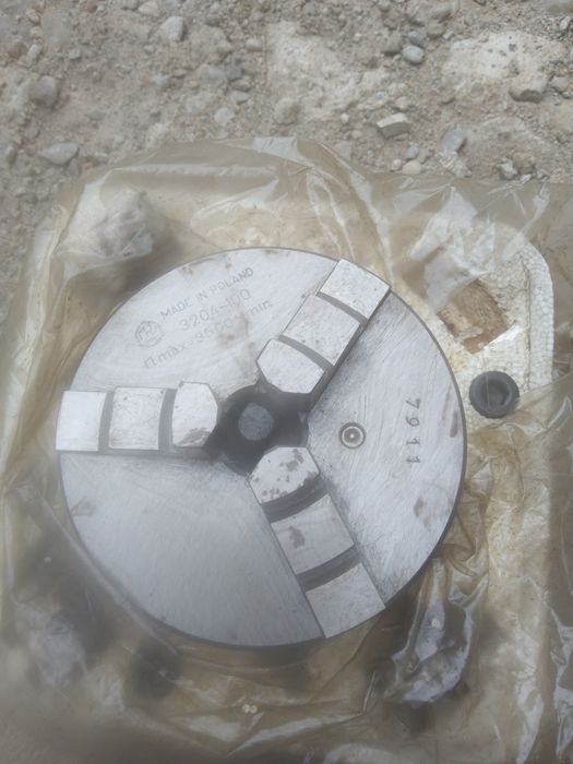 Uchwyt tokarski  samocentrujacy