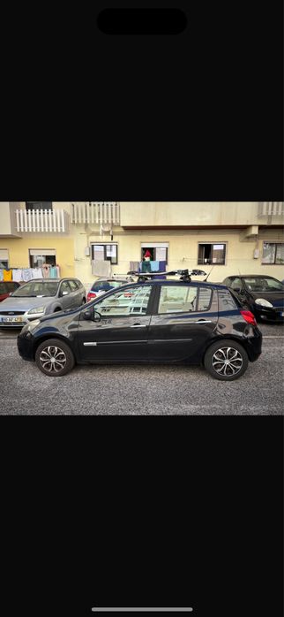 Renault Clio 1.5 DCI 5 portas preto