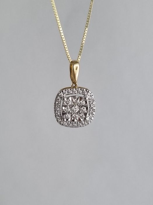 Złota zawieszka z diamentami Au.585 0,13ct wisiorek z brylantami