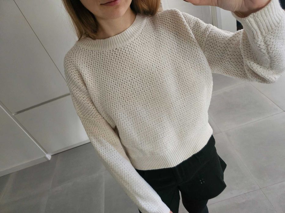 Kremowy sweter S