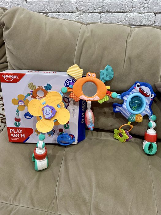 Дитяча іграшка підвіска