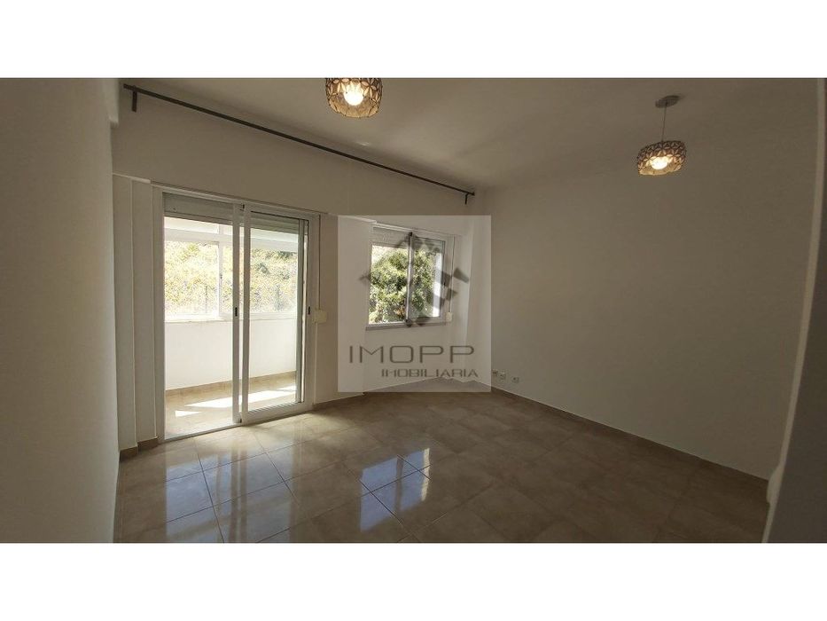 Apartamento T1 em Campo de Ourique