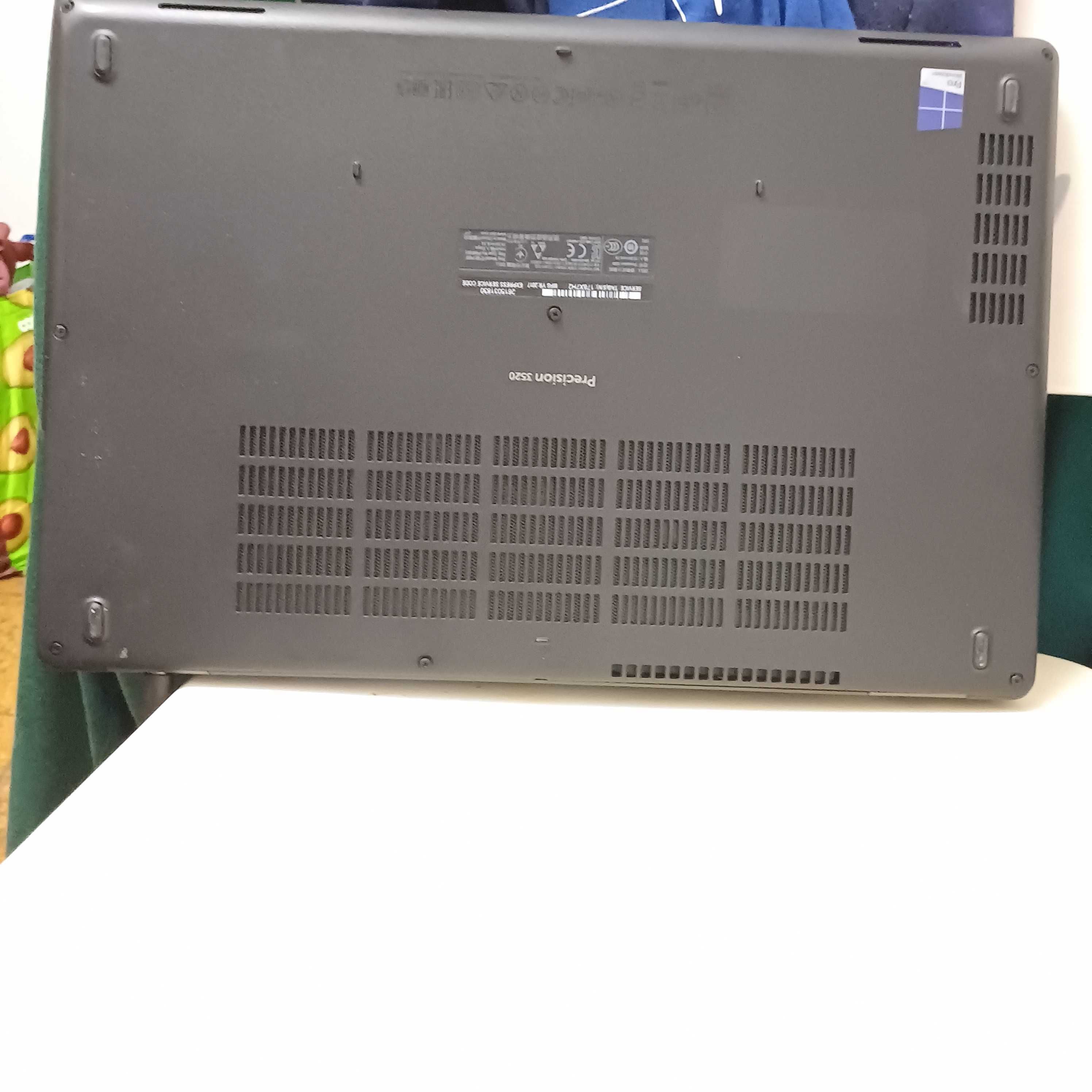 Dell Precision 3520 i7 6ª geração.