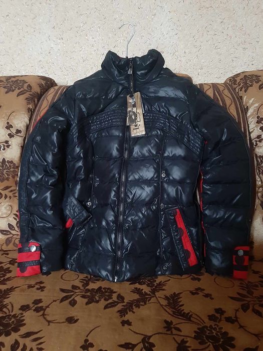 Курточка-46 розмір.