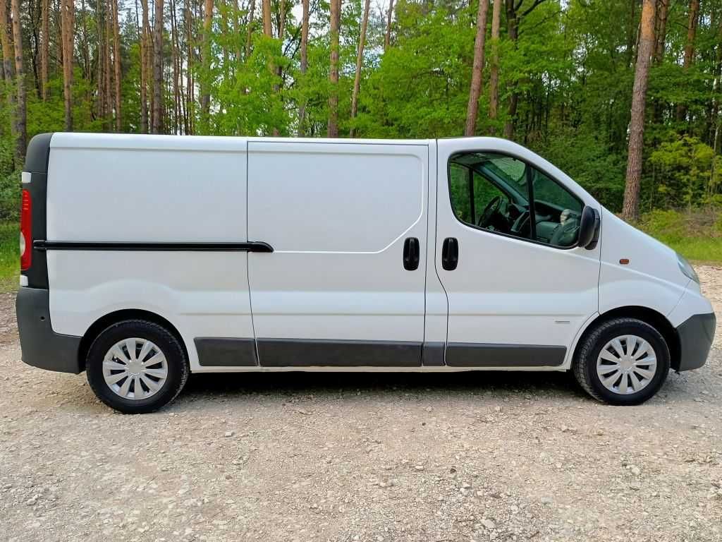 Vivaro 2,0 CDTI 115KM Klima Elektryka Long Hak Skrzydełka Zarejestrowa