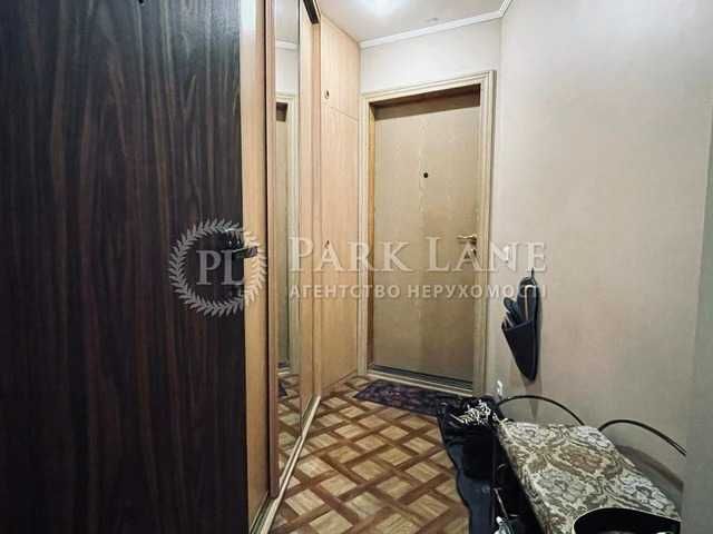 Оболонь ,Івасюка 20,Мінська ,Оболонська набережна .