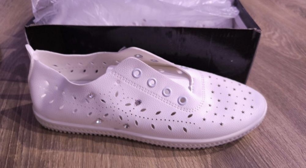 Літне взуття для жінок