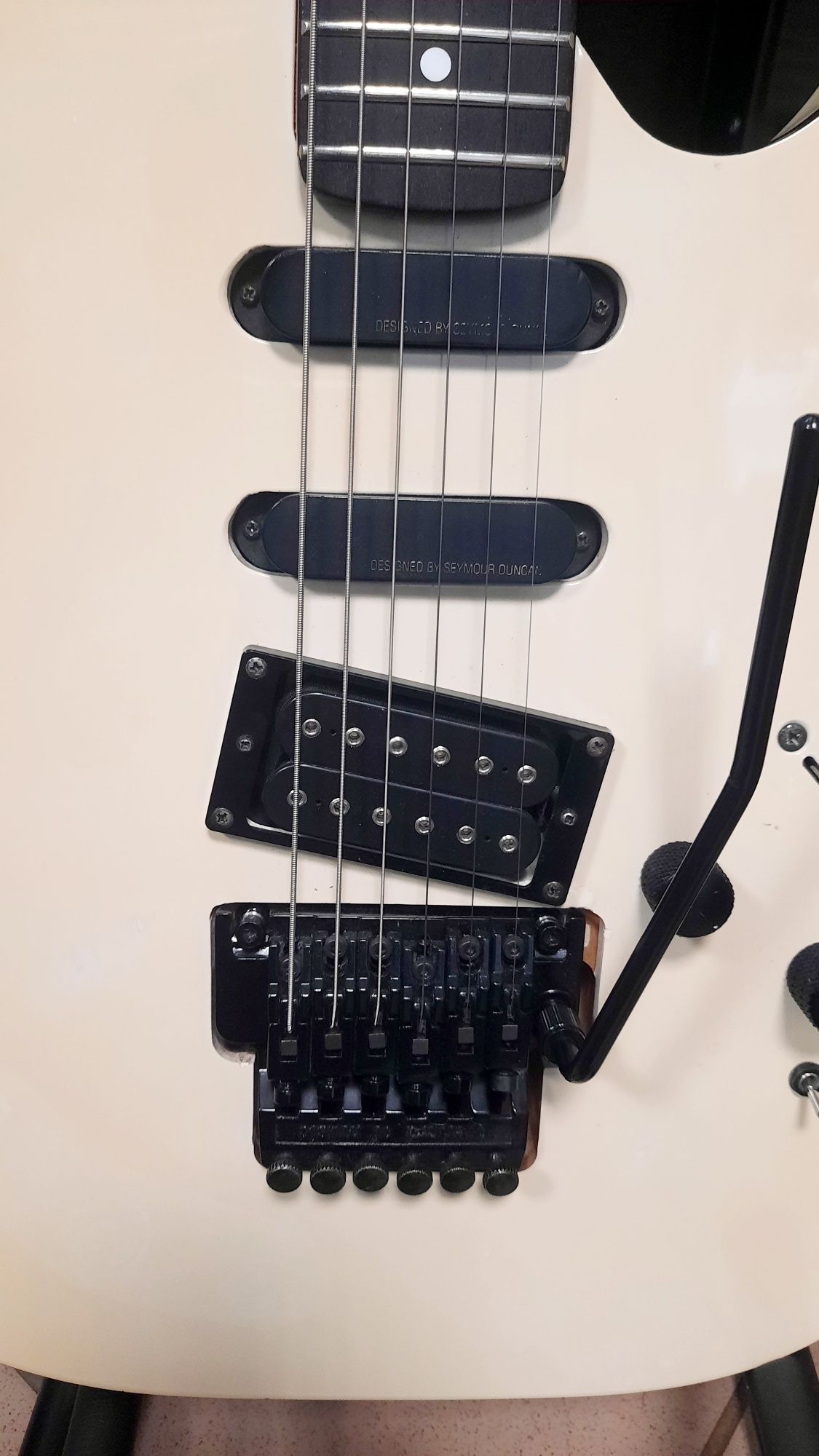 Gitara elektryczna Kramer -615 ST