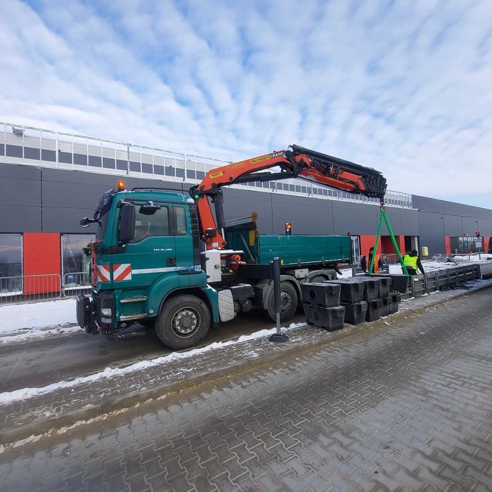 Usługi dźwigowe HDS, transport