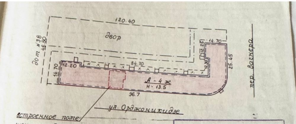Продам комерційне торгове приміщення, 141,6 м.кв, фасад,